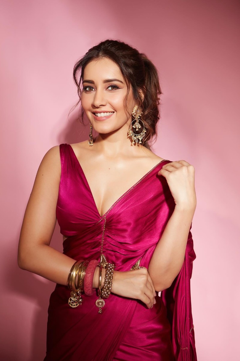 rashi khanna sexy pics 5