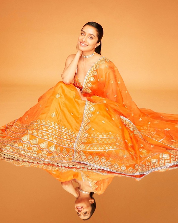 shraddha kapoor sexy pics 17