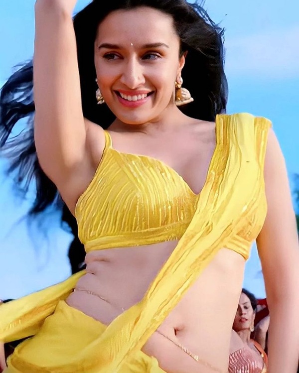 shraddha kapoor sexy pics 25