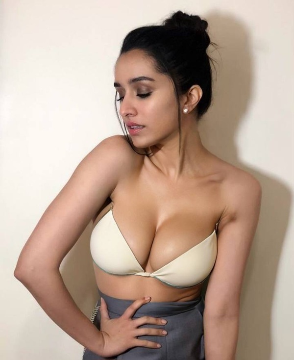 shraddha kapoor sexy pics 28