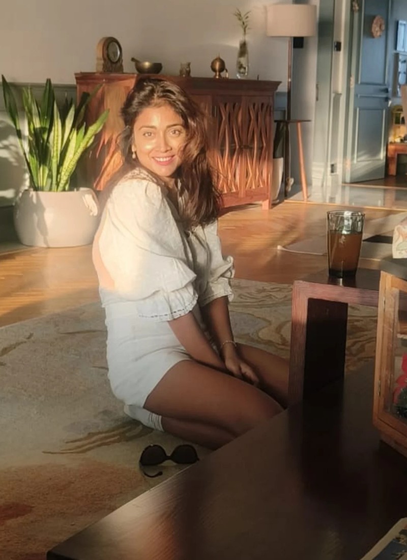 shreya saran sexy pics 20