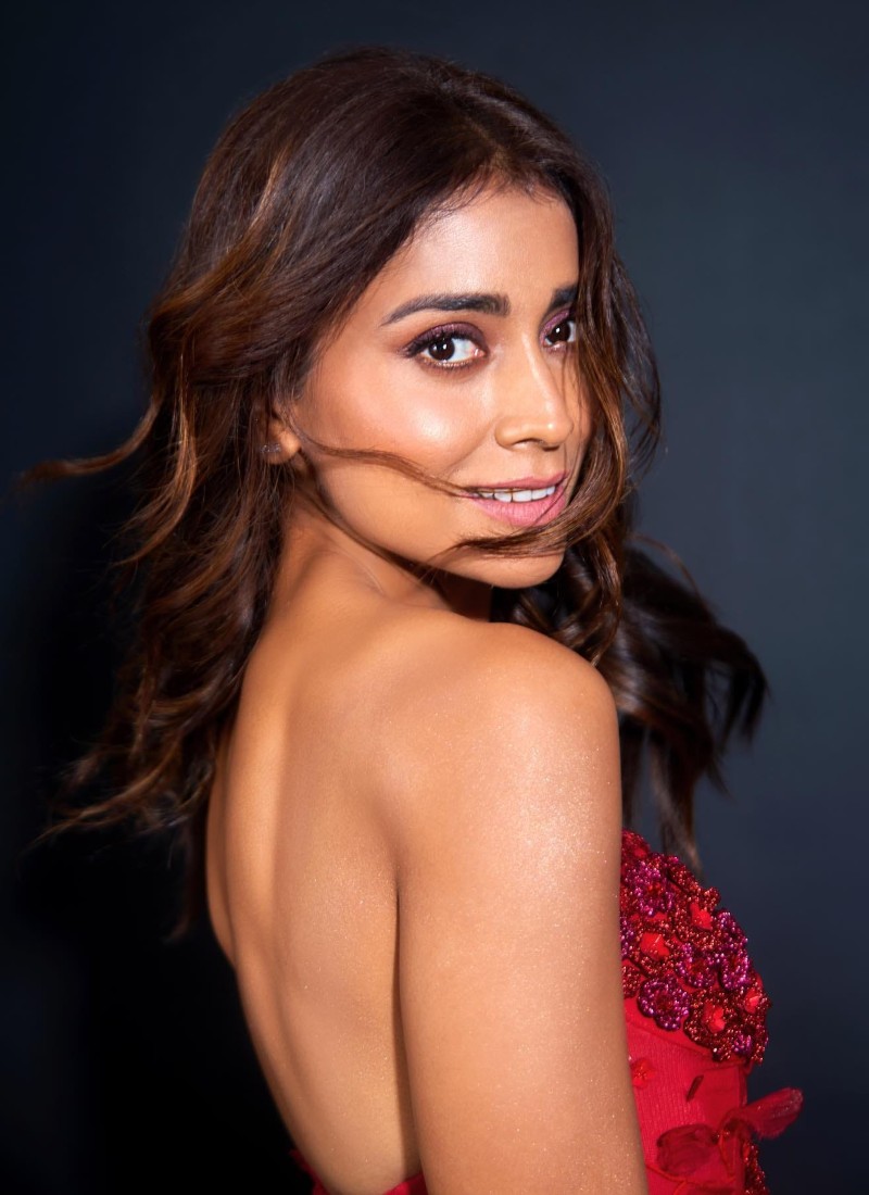 shreya saran sexy pics 3