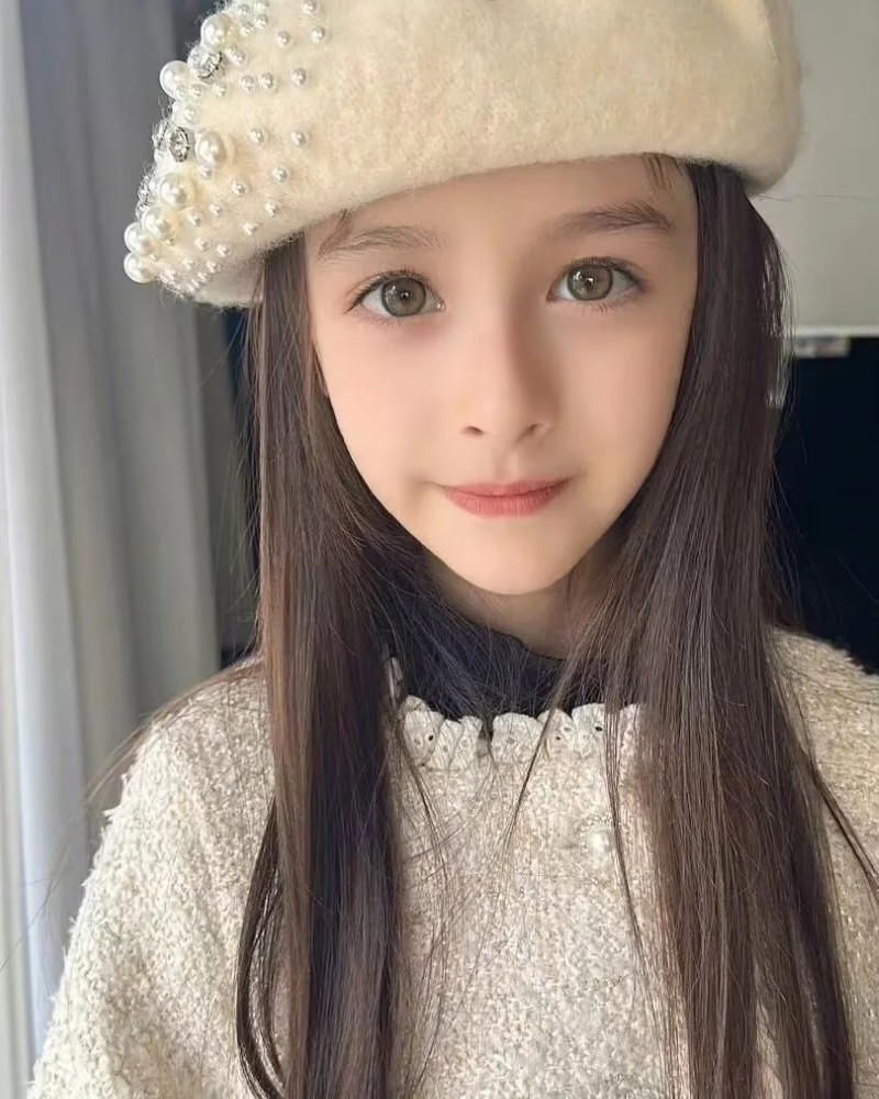 smile cute baby girl 29