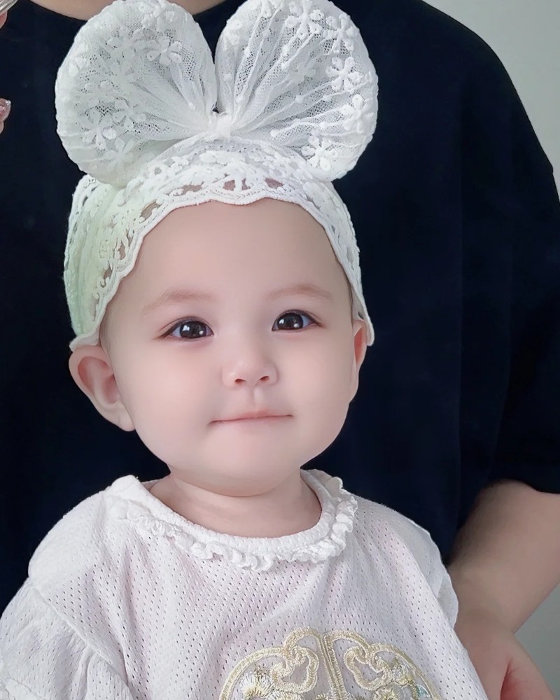 smile cute baby girl 3