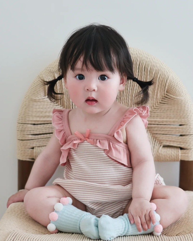 smile cute baby girl 8 