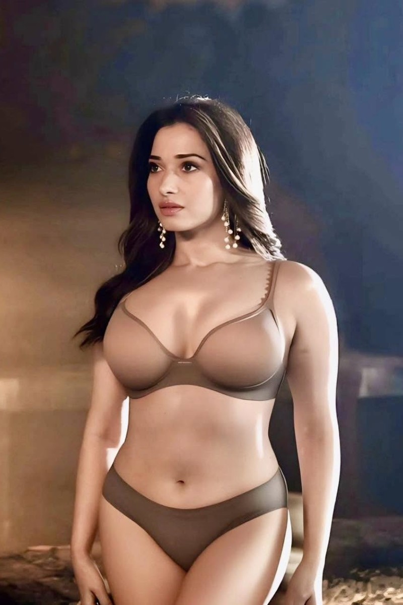 tamanna bhatia sexy pics 20