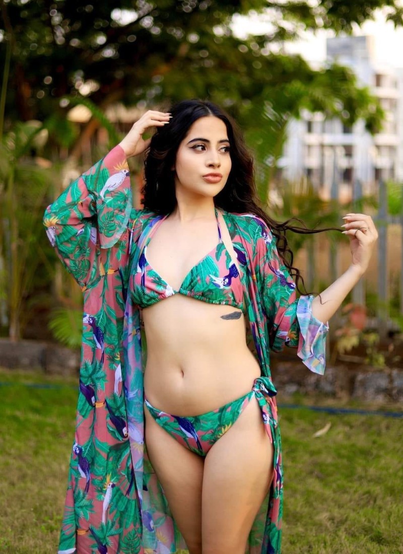 urfi javed sexy pics 10